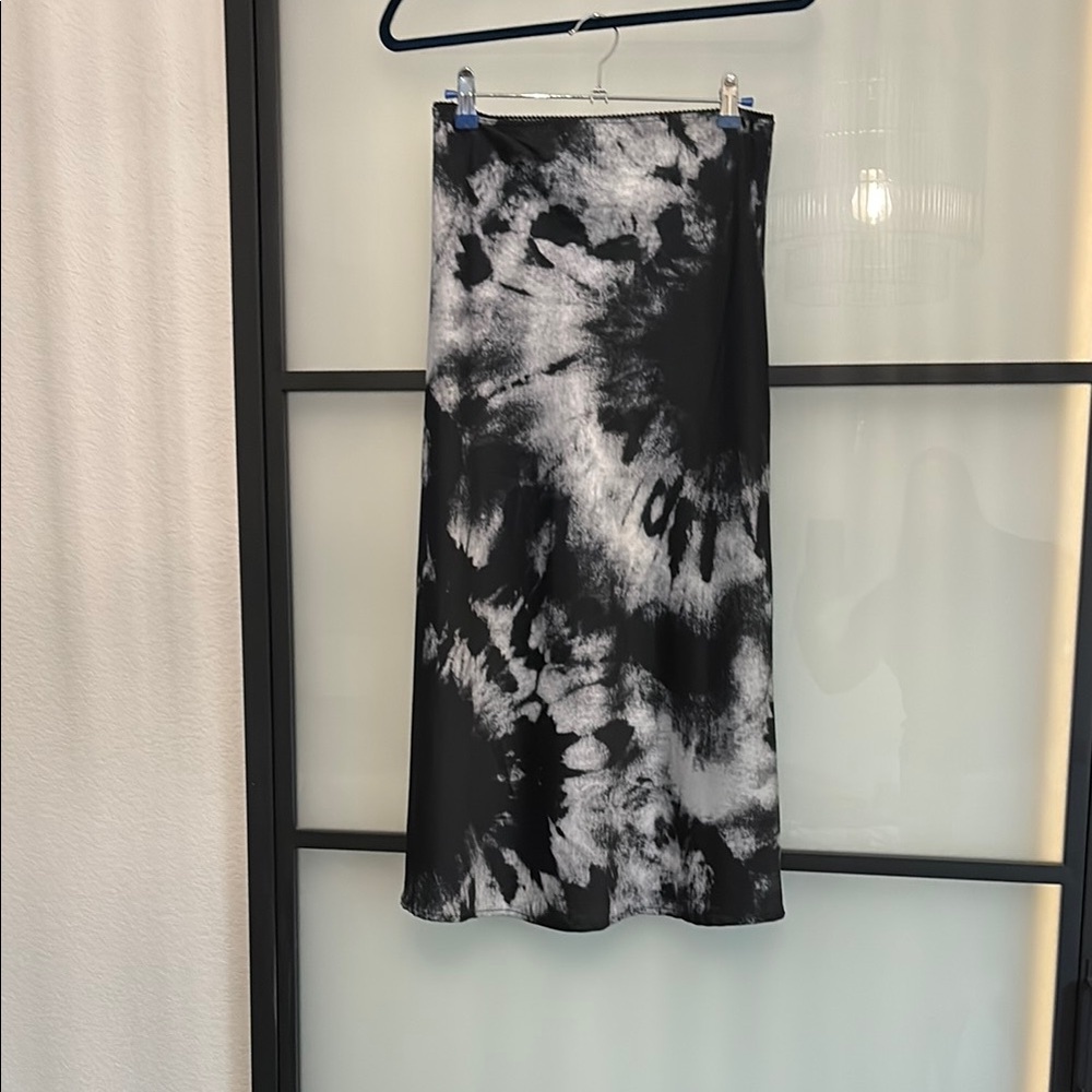 Wild Fable Black and White Midi Pencil Skirt